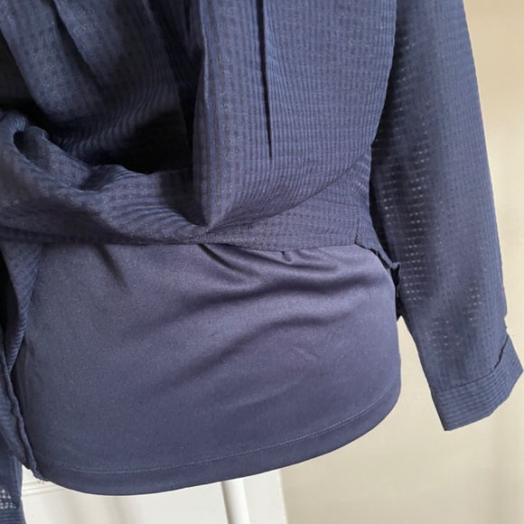 Navy blue mini check covered button blouse mandarin collar - Picture 6 of 12